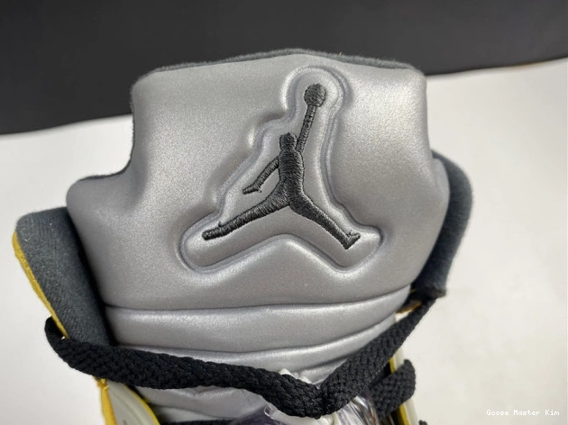 5 Air Tokyo Jordan 454783-701 Retro T23 0806